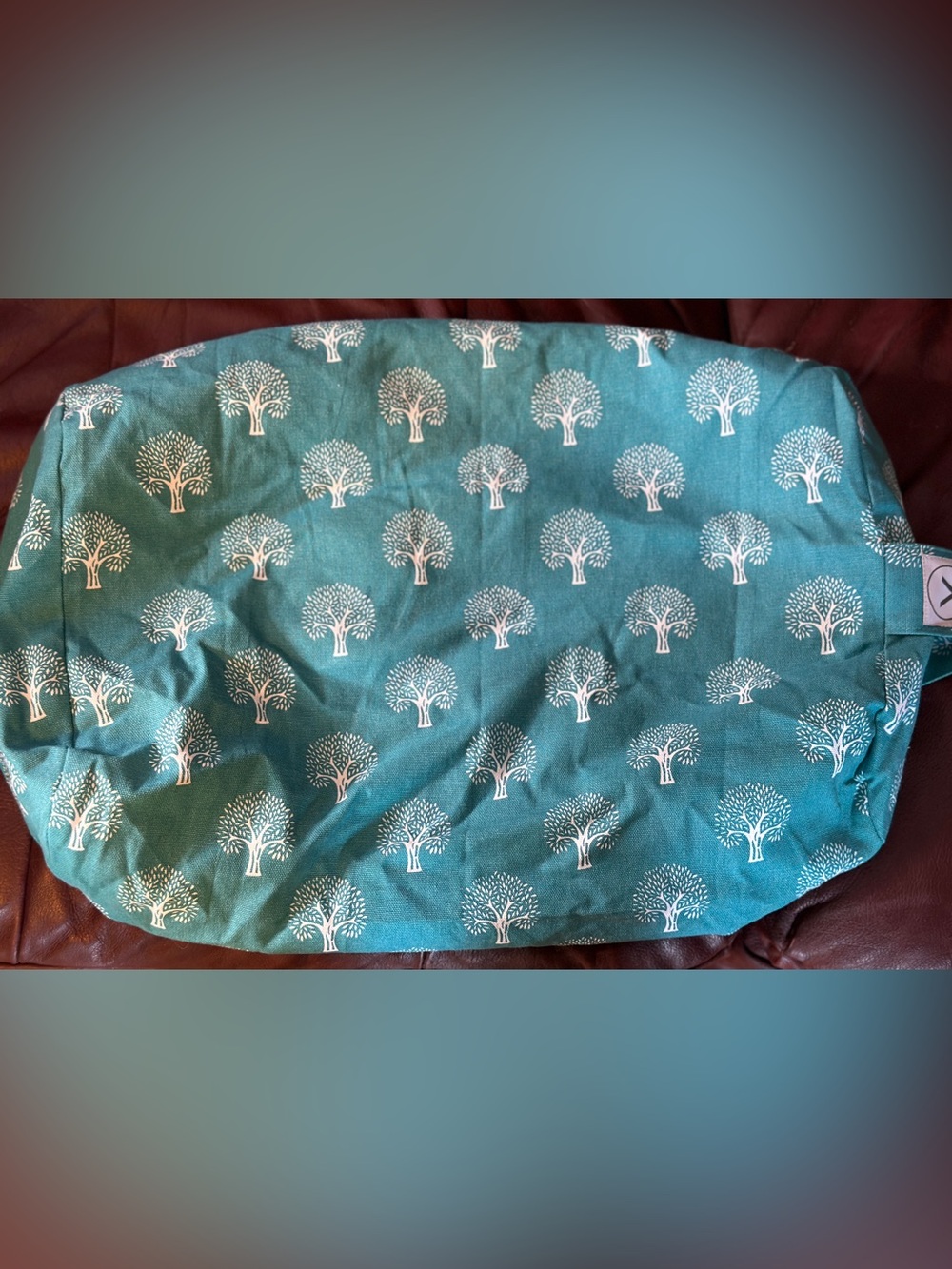Teal Tree Print Gayo Women's yoga pillow cover